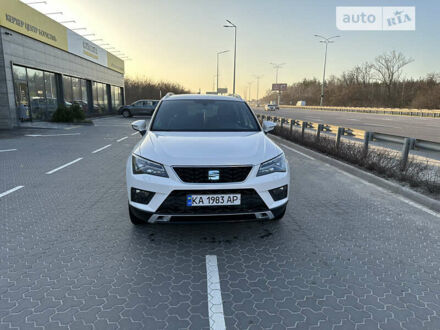 Сеат Ateca, объемом двигателя 1.97 л и пробегом 226 тыс. км за 22400 $, фото 1 на Automoto.ua