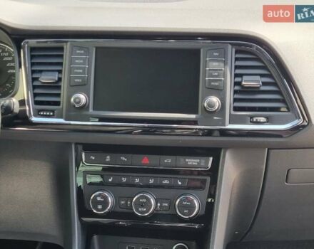 Сірий Сеат Ateca, об'ємом двигуна 2 л та пробігом 195 тис. км за 21300 $, фото 19 на Automoto.ua