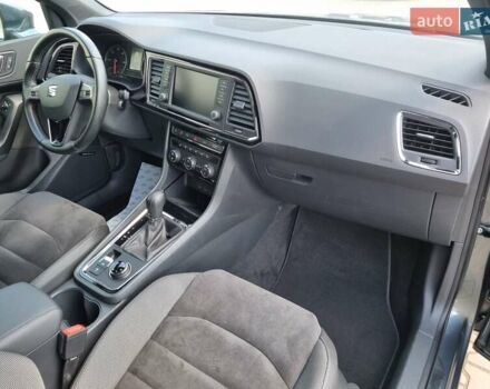 Сірий Сеат Ateca, об'ємом двигуна 2 л та пробігом 195 тис. км за 21300 $, фото 23 на Automoto.ua