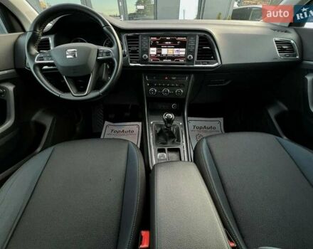 Сірий Сеат Ateca, об'ємом двигуна 1.6 л та пробігом 175 тис. км за 11000 $, фото 12 на Automoto.ua