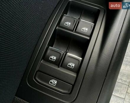 Сірий Сеат Ateca, об'ємом двигуна 1.6 л та пробігом 175 тис. км за 11000 $, фото 21 на Automoto.ua
