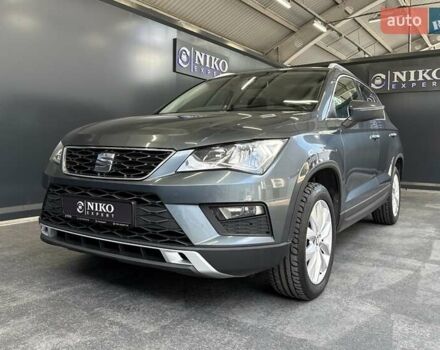 Сірий Сеат Ateca, об'ємом двигуна 1.6 л та пробігом 155 тис. км за 18000 $, фото 1 на Automoto.ua