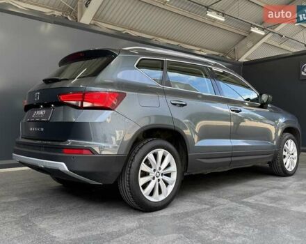 Сірий Сеат Ateca, об'ємом двигуна 1.6 л та пробігом 155 тис. км за 18000 $, фото 17 на Automoto.ua