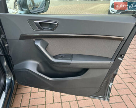 Серый Сеат Ateca, объемом двигателя 1.6 л и пробегом 80 тыс. км за 19500 $, фото 19 на Automoto.ua