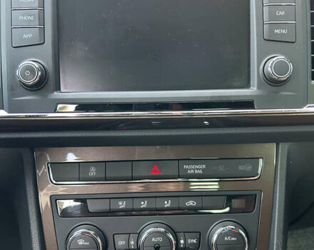 Серый Сеат Ateca, объемом двигателя 1.6 л и пробегом 80 тыс. км за 19500 $, фото 16 на Automoto.ua