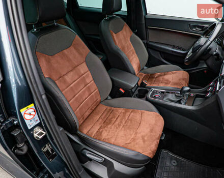 Серый Сеат Ateca, объемом двигателя 1.6 л и пробегом 88 тыс. км за 22953 $, фото 18 на Automoto.ua