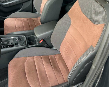 Серый Сеат Ateca, объемом двигателя 1.6 л и пробегом 80 тыс. км за 19500 $, фото 11 на Automoto.ua