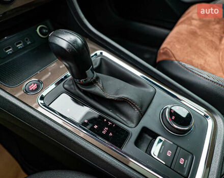 Серый Сеат Ateca, объемом двигателя 1.6 л и пробегом 88 тыс. км за 22953 $, фото 17 на Automoto.ua