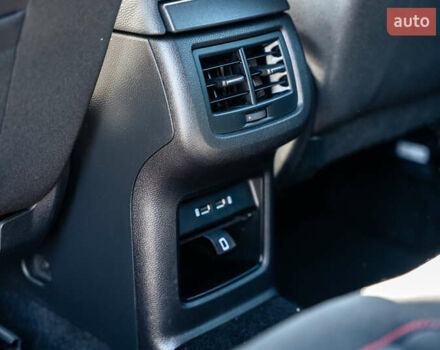 Сірий Сеат Ateca, об'ємом двигуна 1.97 л та пробігом 154 тис. км за 24500 $, фото 35 на Automoto.ua
