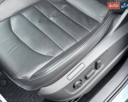 Серый Сеат Ateca, объемом двигателя 1.97 л и пробегом 208 тыс. км за 23700 $, фото 17 на Automoto.ua