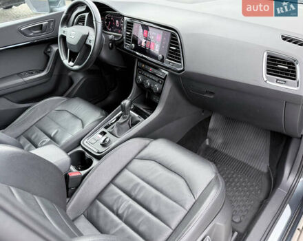 Серый Сеат Ateca, объемом двигателя 1.97 л и пробегом 208 тыс. км за 23700 $, фото 33 на Automoto.ua