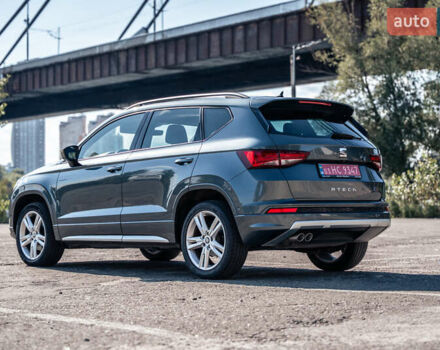Сірий Сеат Ateca, об'ємом двигуна 1.97 л та пробігом 154 тис. км за 24500 $, фото 3 на Automoto.ua