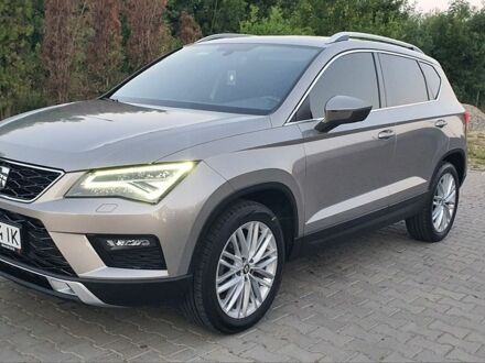 Серый Сеат Ateca, объемом двигателя 1.6 л и пробегом 95 тыс. км за 18800 $, фото 1 на Automoto.ua
