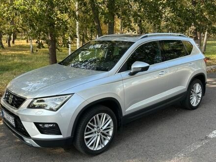 Сірий Сеат Ateca, об'ємом двигуна 1.6 л та пробігом 114 тис. км за 21000 $, фото 1 на Automoto.ua