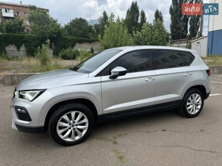 Сеат Ateca 2023 в Киеве на Automoto.ua Серый Сеат Ateca, объемом двигателя 1.4 л и пробегом 31 тыс. км за 29000 $, фото 1 на Automoto.ua