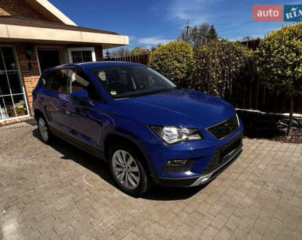 Синий Сеат Ateca, объемом двигателя 1.6 л и пробегом 35 тыс. км за 13900 $, фото 4 на Automoto.ua