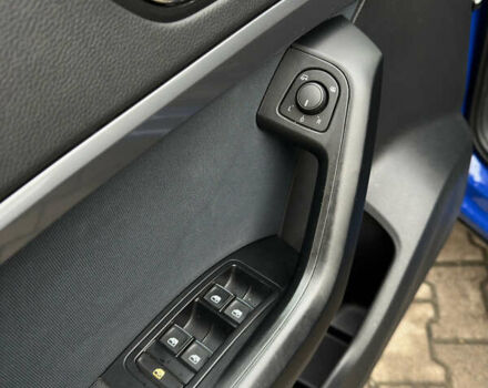 Синий Сеат Ateca, объемом двигателя 1.4 л и пробегом 60 тыс. км за 19200 $, фото 31 на Automoto.ua