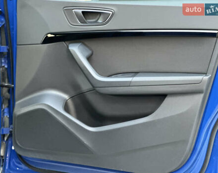 Синий Сеат Ateca, объемом двигателя 2 л и пробегом 196 тыс. км за 21800 $, фото 39 на Automoto.ua