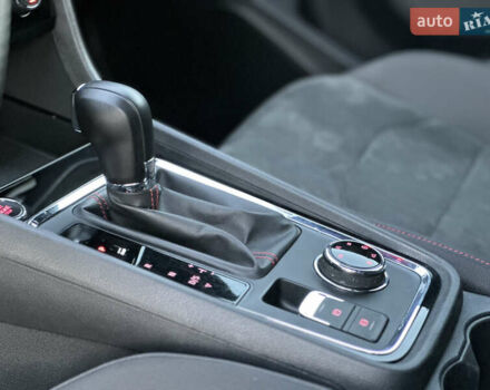 Синий Сеат Ateca, объемом двигателя 2 л и пробегом 196 тыс. км за 21800 $, фото 33 на Automoto.ua