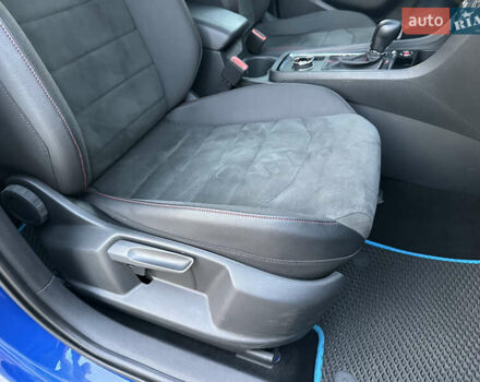 Синий Сеат Ateca, объемом двигателя 2 л и пробегом 196 тыс. км за 21800 $, фото 29 на Automoto.ua