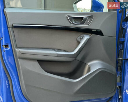 Синий Сеат Ateca, объемом двигателя 2 л и пробегом 196 тыс. км за 21800 $, фото 37 на Automoto.ua