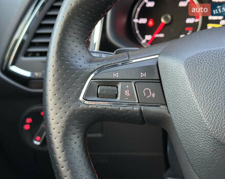 Синий Сеат Ateca, объемом двигателя 2 л и пробегом 196 тыс. км за 21800 $, фото 25 на Automoto.ua