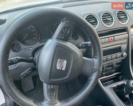 Белый Сеат Exeo ST, объемом двигателя 1.8 л и пробегом 224 тыс. км за 5000 $, фото 10 на Automoto.ua