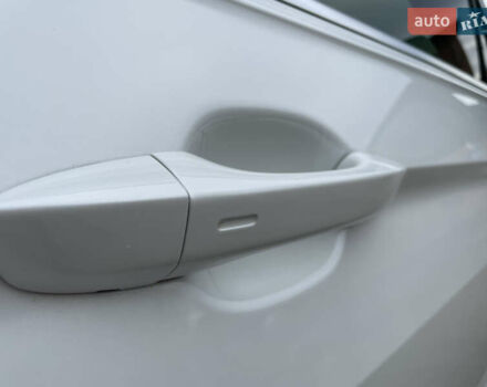 Белый Сеат Tarraco, объемом двигателя 2 л и пробегом 201 тыс. км за 26500 $, фото 27 на Automoto.ua