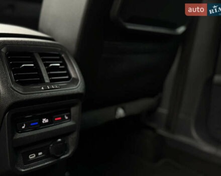 Серый Сеат Tarraco, объемом двигателя 2 л и пробегом 195 тыс. км за 29999 $, фото 100 на Automoto.ua