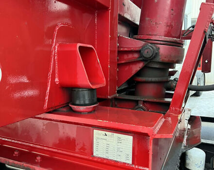 Красный СТАС Алум, объемом двигателя 0 л и пробегом 340 тыс. км за 33473 $, фото 9 на Automoto.ua