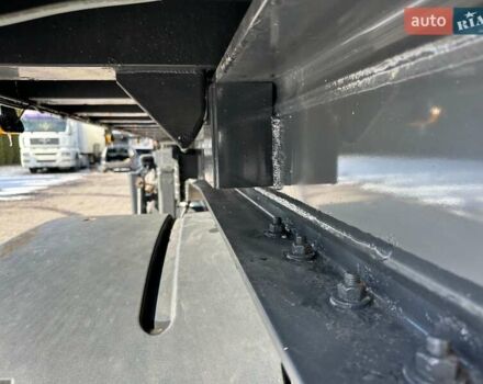 Белый СТАС С300, объемом двигателя 0 л и пробегом 100 тыс. км за 36478 $, фото 36 на Automoto.ua