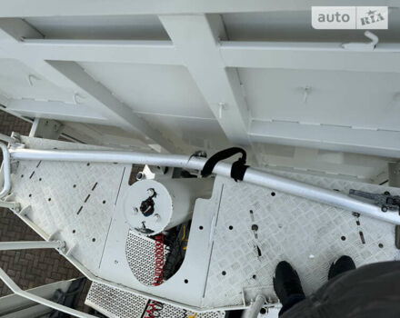 Белый СТАС С339ЦКС, объемом двигателя 0 л и пробегом 100 тыс. км за 38000 $, фото 18 на Automoto.ua