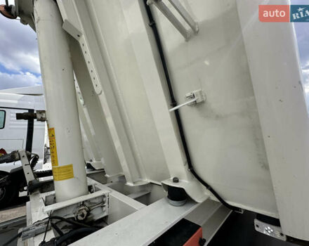 Белый СТАС S 300CX, объемом двигателя 0 л и пробегом 0 тыс. км за 39999 $, фото 18 на Automoto.ua