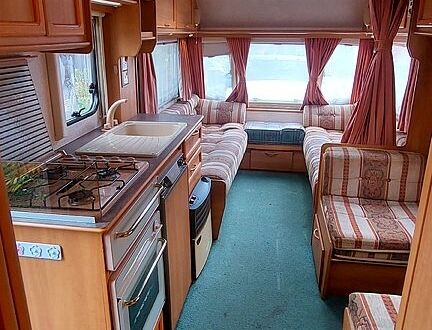 Білий СВІФТ Baronette, об'ємом двигуна 0 л та пробігом 0 тис. км за 7900 $, фото 1 на Automoto.ua