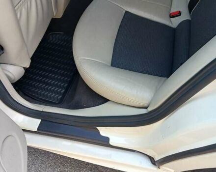 Білий Сааб 9-3, об'ємом двигуна 2 л та пробігом 275 тис. км за 5800 $, фото 13 на Automoto.ua