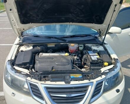 Белый Сааб 9-3 X, объемом двигателя 2 л и пробегом 275 тыс. км за 5700 $, фото 3 на Automoto.ua