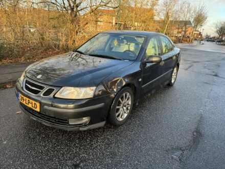 Черный Сааб 9-3 X, объемом двигателя 1.8 л и пробегом 170 тыс. км за 1150 $, фото 1 на Automoto.ua