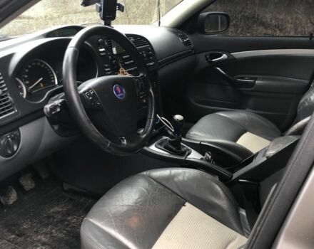 Серый Сааб 9-3 X, объемом двигателя 2.2 л и пробегом 345 тыс. км за 2500 $, фото 4 на Automoto.ua