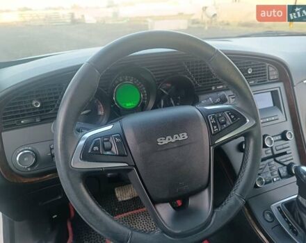 Белый Сааб 9-5, объемом двигателя 2 л и пробегом 203 тыс. км за 14000 $, фото 16 на Automoto.ua