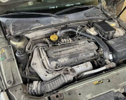 Зелений Сааб 9-5, об'ємом двигуна 2.3 л та пробігом 157 тис. км за 3900 $, фото 12 на Automoto.ua