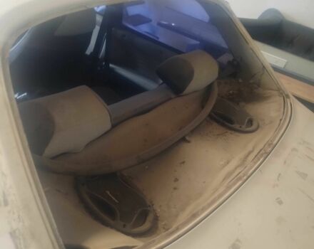 Білий Сааб 900, об'ємом двигуна 2 л та пробігом 282 тис. км за 2000 $, фото 3 на Automoto.ua