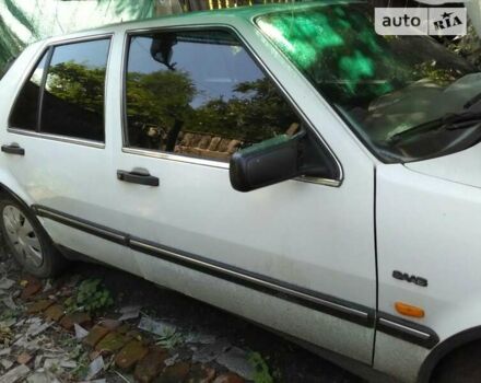 Белый Сааб 9000, объемом двигателя 2 л и пробегом 375 тыс. км за 2900 $, фото 2 на Automoto.ua