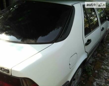 Белый Сааб 9000, объемом двигателя 2 л и пробегом 375 тыс. км за 2900 $, фото 5 на Automoto.ua