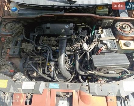 Коричневий Саманд LX, об'ємом двигуна 1.8 л та пробігом 250 тис. км за 2000 $, фото 4 на Automoto.ua