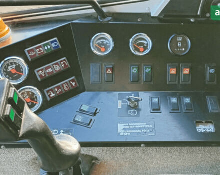 Сампо Rosenlew 2045, об'ємом двигуна 2.45 л та пробігом 0 тис. км за 23233 $, фото 8 на Automoto.ua