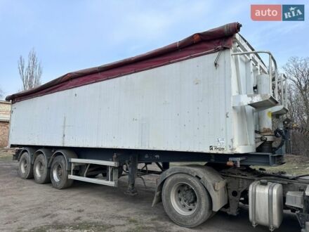 Самро SR 334, объемом двигателя 0 л и пробегом 100 тыс. км за 15999 $, фото 1 на Automoto.ua