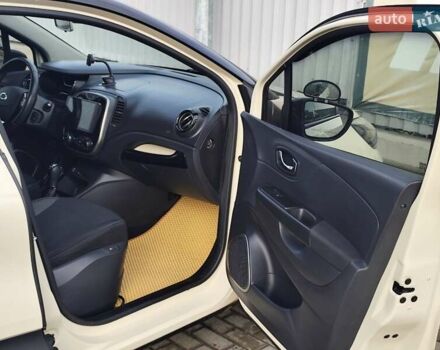 Белый Самсунг QM3, объемом двигателя 1.46 л и пробегом 143 тыс. км за 10999 $, фото 11 на Automoto.ua