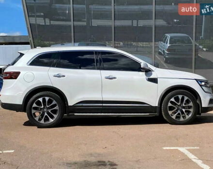 Самсунг QM6 2017 у Києві на Automoto.ua Білий Самсунг QM6, об'ємом двигуна 2 л та пробігом 108 тис. км за 19900 $, фото 6 на Automoto.ua