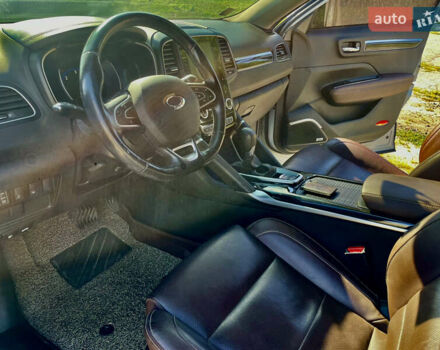 Білий Самсунг QM6, об'ємом двигуна 2 л та пробігом 120 тис. км за 19500 $, фото 7 на Automoto.ua