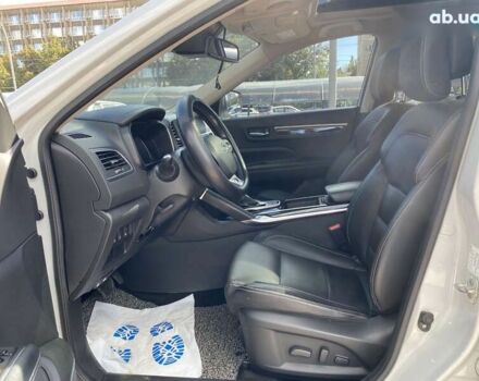 Самсунг QM6 2017 в Киеве на Automoto.ua Белый Самсунг QM6, объемом двигателя 2 л и пробегом 108 тыс. км за 19900 $, фото 10 на Automoto.ua